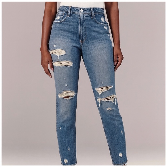 Abercrombie & Fitch Denim - Abercrombie Curve Love Mom Jeans 27/4R High Rise Distressed Raw Hem